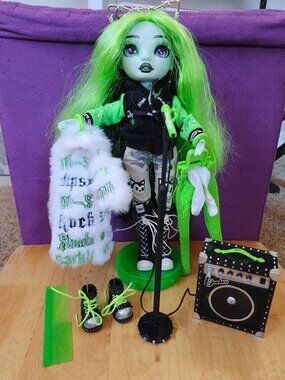Rainbow High Shadow Neon Vision - Harley Limestone Fashion Doll
